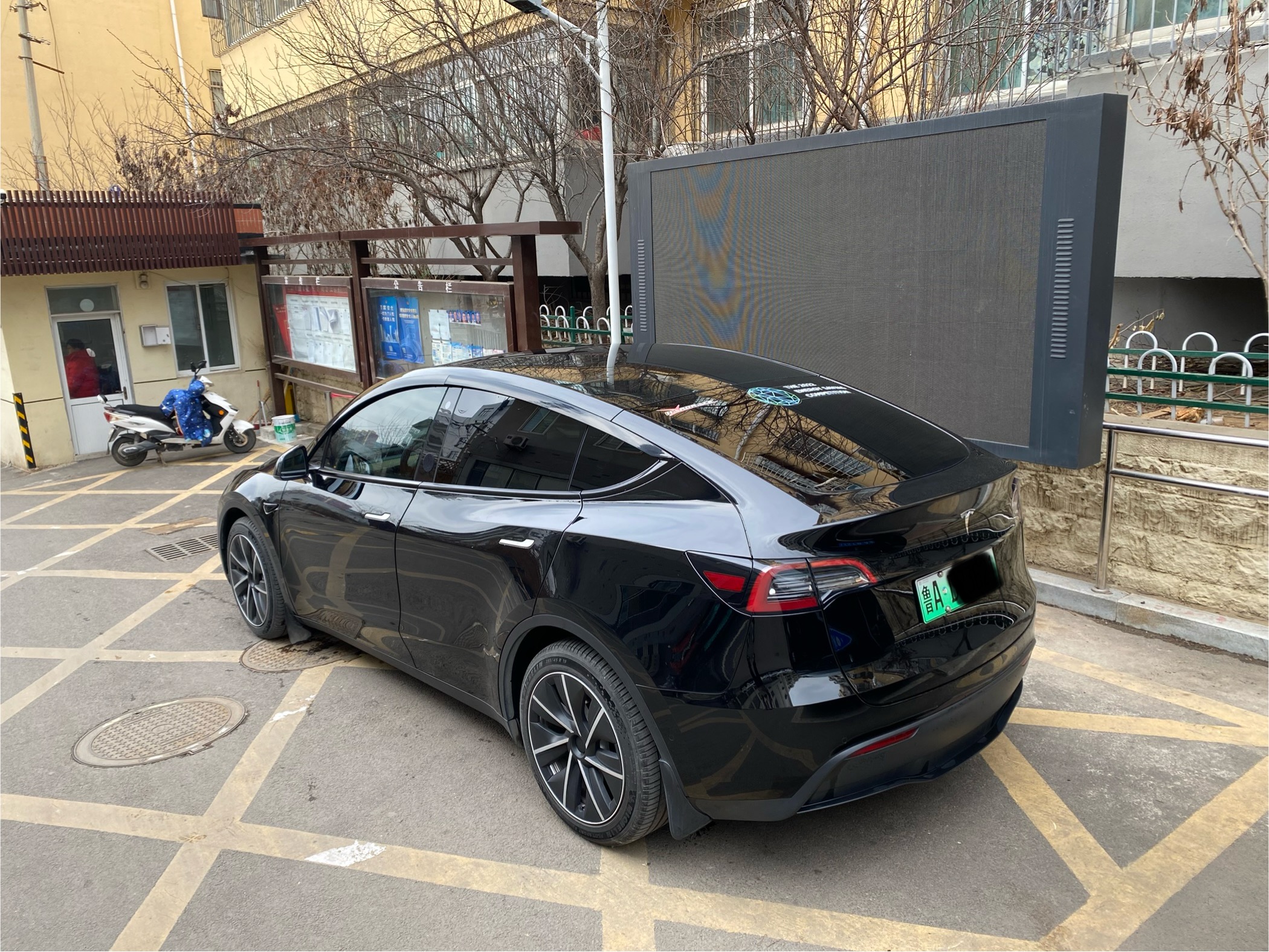 21年阿童木标Y的2023.44小体验
  起个大早赶个晚集，全网第一个推送给我这个阿童木老标Y，结果我在外地出差。。。
  昨天终于有空更新了，小体验如下：
1、安装时间很长，1个多小时，切记切记！ - 图片 7