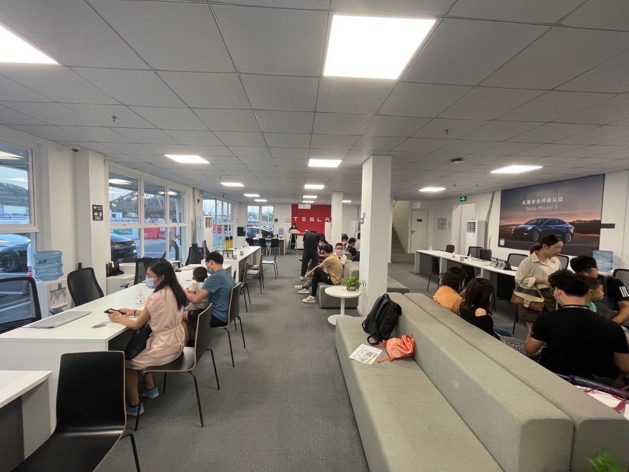 喜提新车，晚上好多人提车，五点多去，搞到七点多！ - 图片 2