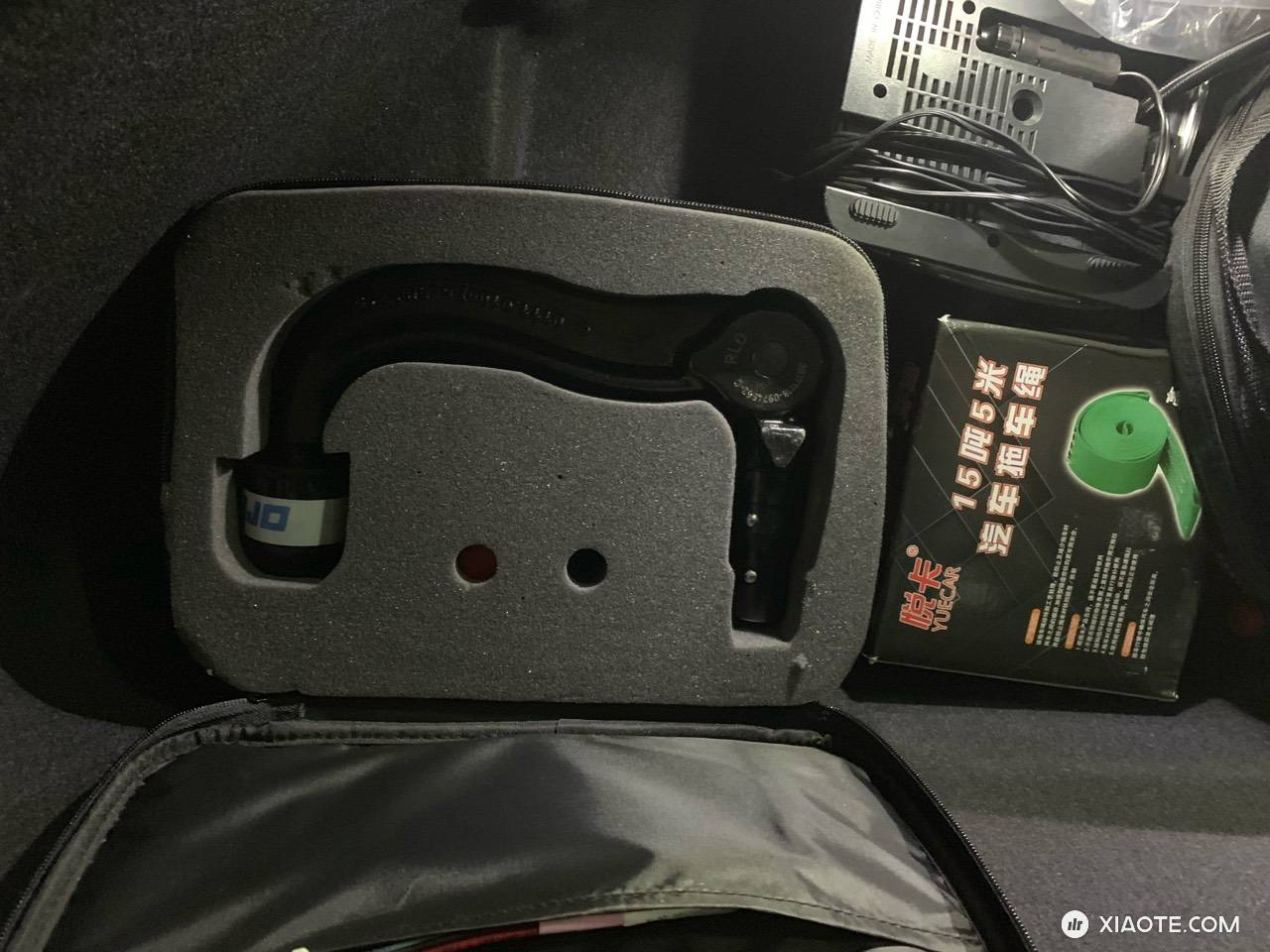 现在 Model X提车的,还送不送拖车钩这个东西啊? - 图片 1