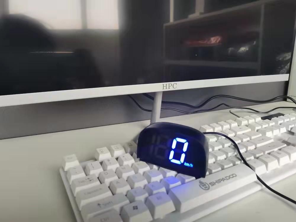 突然发现这个小东西很适合小3，过两天到货了，装车看看效果。小巧，不碍事，带电子狗功能。等我测试哈 - 图片 2