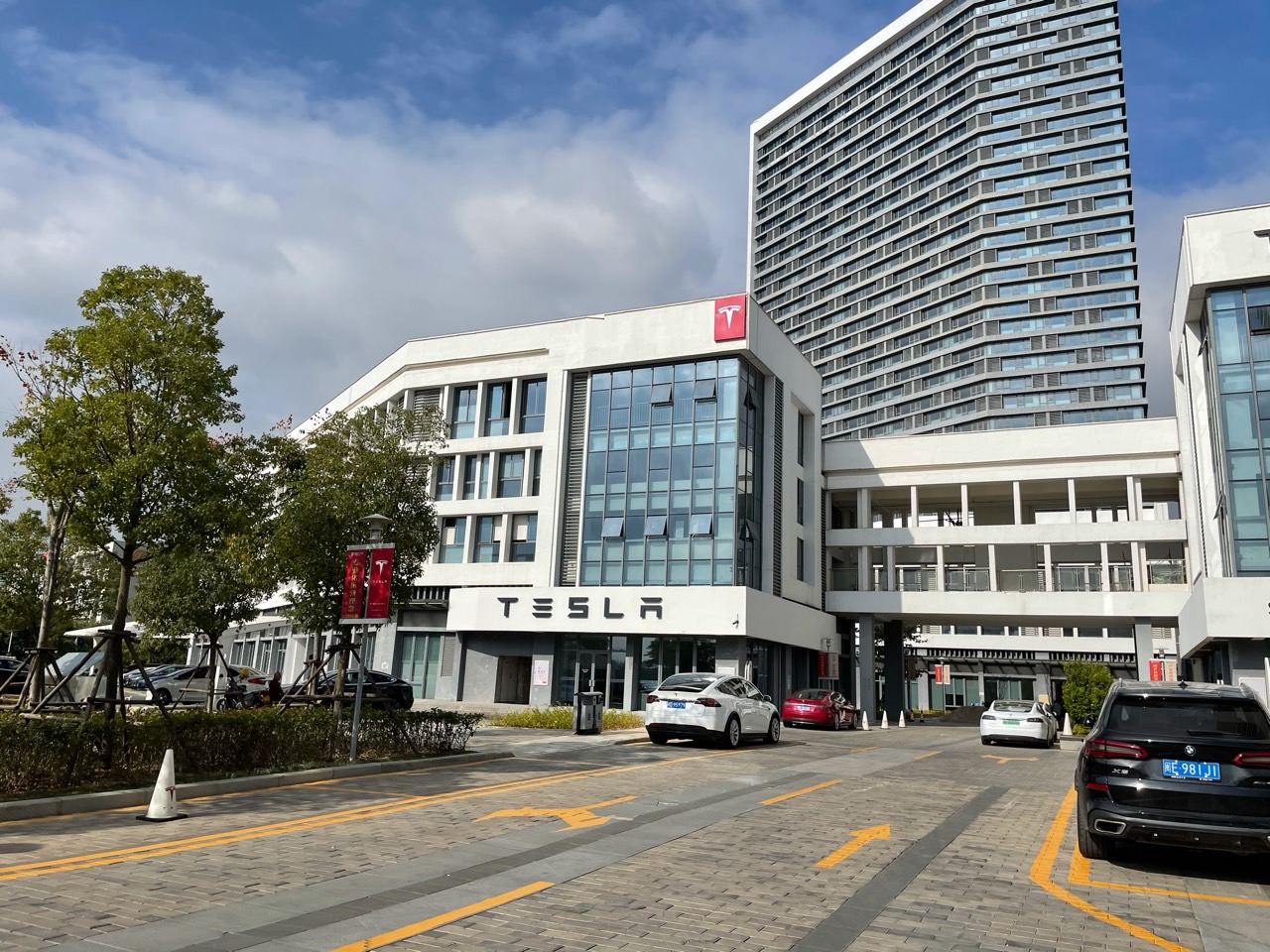 厦门138长续提车，一提完车就来改氛围灯 - 图片 1