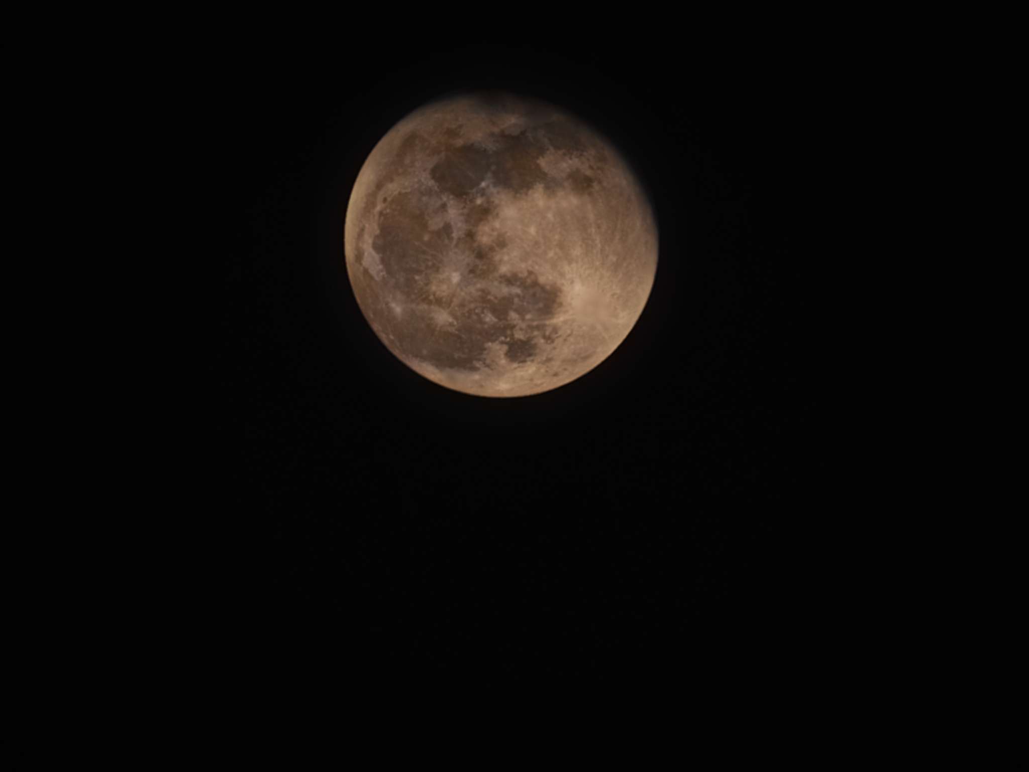 你们的车开久了停下来车头会冒蒸汽么😳
突然看到以为自燃了吓我一跳 - 图片 1