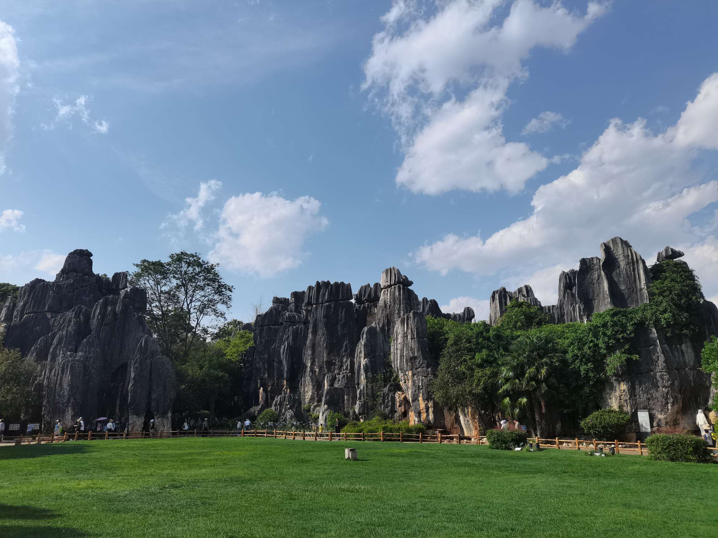 1千多公里，特斯拉超充2.2一度也不便宜。羡慕免费超充的 - 图片 2