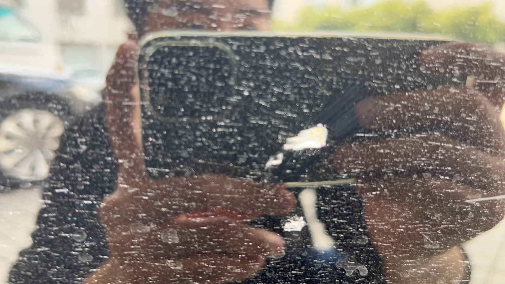 过程  有哨兵 但是没车牌    
1.报警122  留视频时间过程等资料2.交警队 写陈诉材料  需驾驶证 行驶证  保险单 3.过程交代下  然后查了监控 确认对方车辆  联系对方处理   对方车 - 图片 1