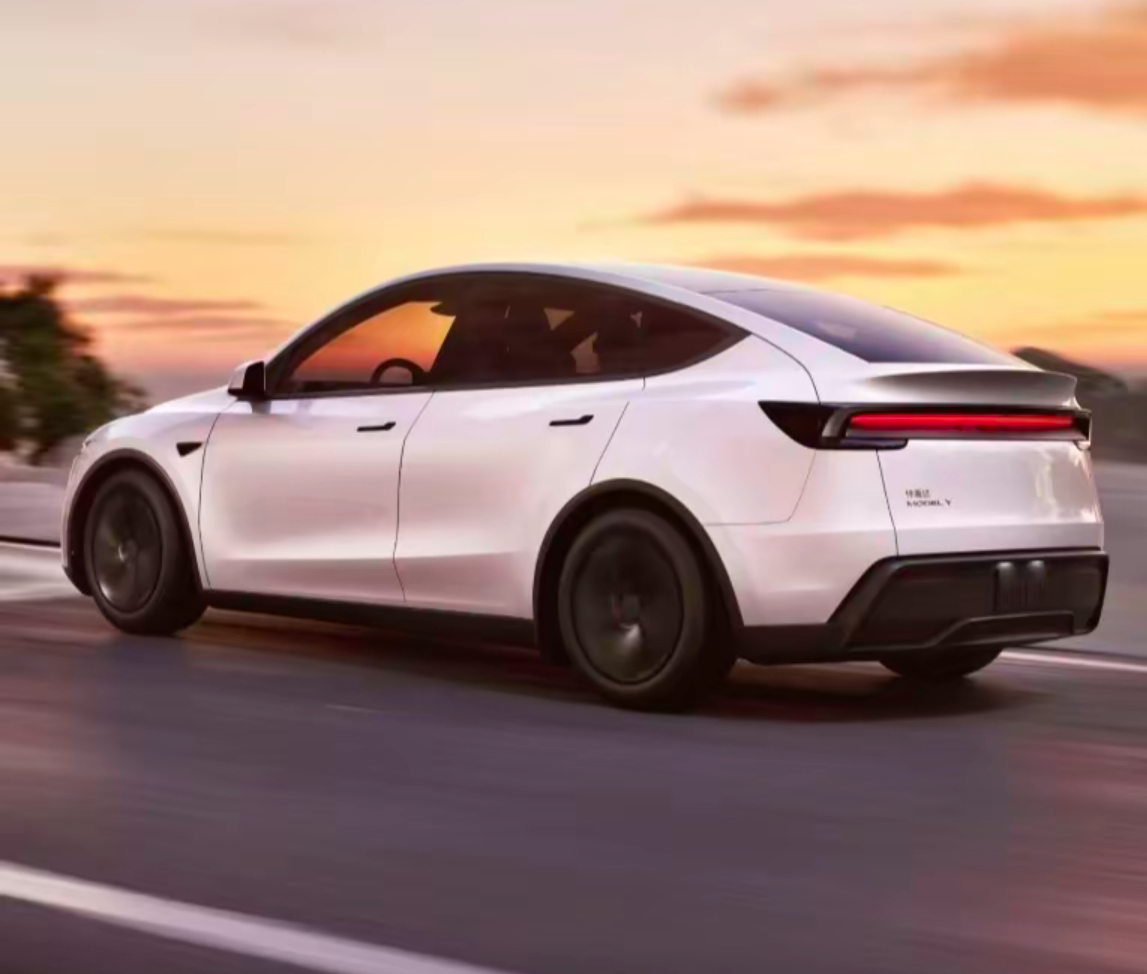 焕新版modely与旧版比较 看这个就够了

标准版比较
1三电基本没变,电池增加2.4度 续航544增到593
2离地间隙由184降到167 目的节能
3能耗12.5降到11.9 降低4.8%
4极 - 图片 1