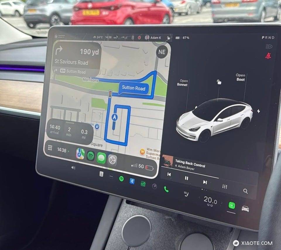 这次OT A升级以后,我发现倒车是有完全不一样的体验,不知道你们有没有发现,就是这个升级以后停车的话自动泊车的话,他会非常的靠里面,我是有Fsd 的,只是没有推送目前用的EAP
下面的图片是配个 - 图片 1