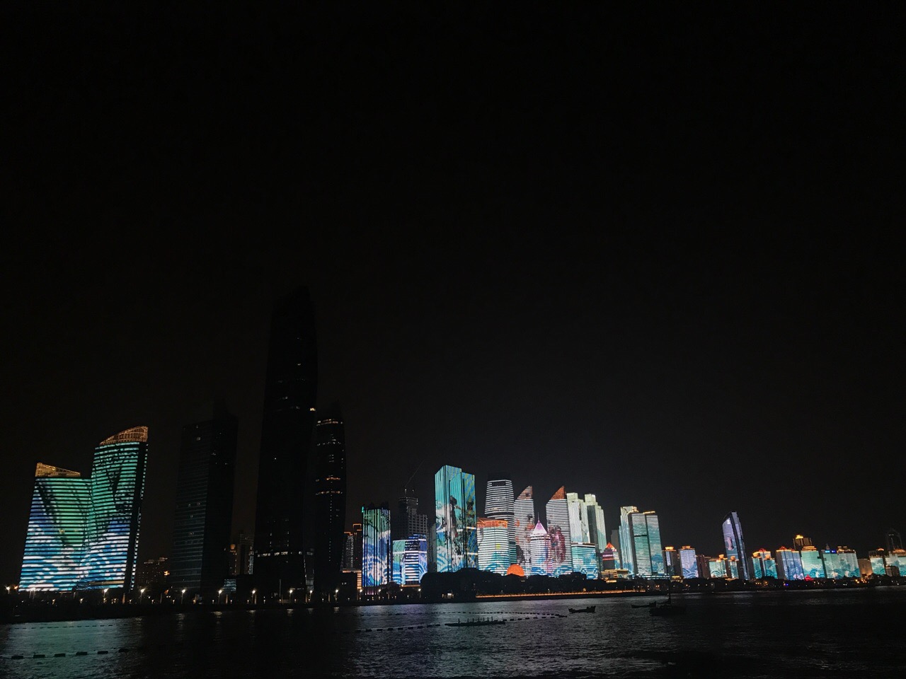 国产MODEL3不带备胎，轮胎也不是防爆胎，这是不是有点裸奔的感觉？有换防爆胎的吗？ - 图片 1