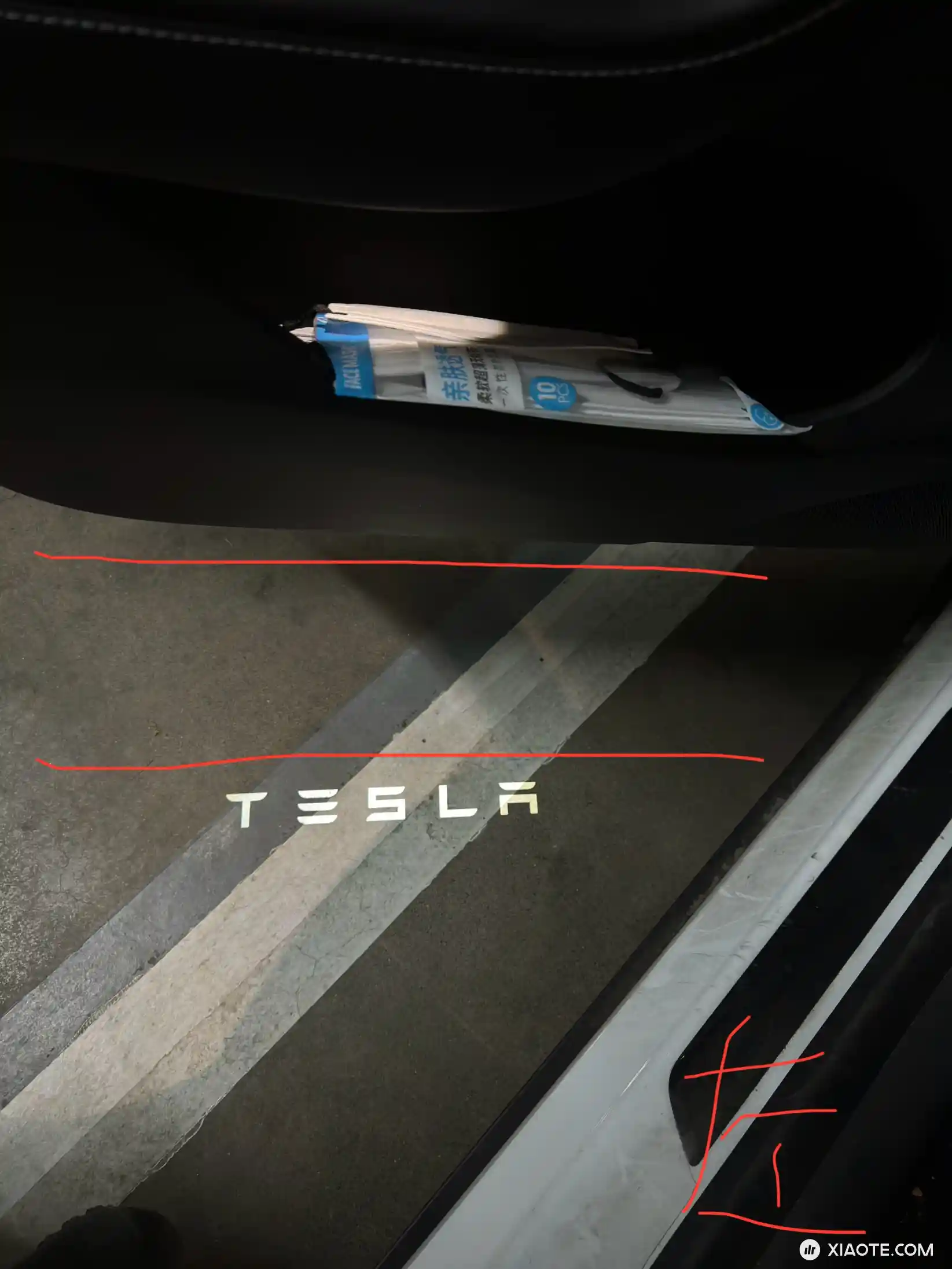 Y的迎宾灯,左右角度不一样,强迫症难受中 - 图片 1