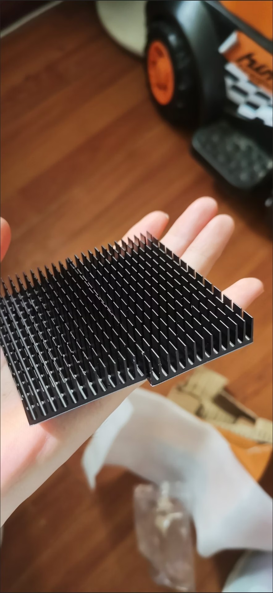 使用三年多的软路由1TB硬盘挂了，最近硬盘价格实在太贵，只能开卡修一修把坏块屏蔽只有715G，想着给特斯拉做行车记录仪储存，经过一波三折总算可以了，几个坑踩雷。特斯拉车里是Linux底层系统，网上买的 - 图片 4