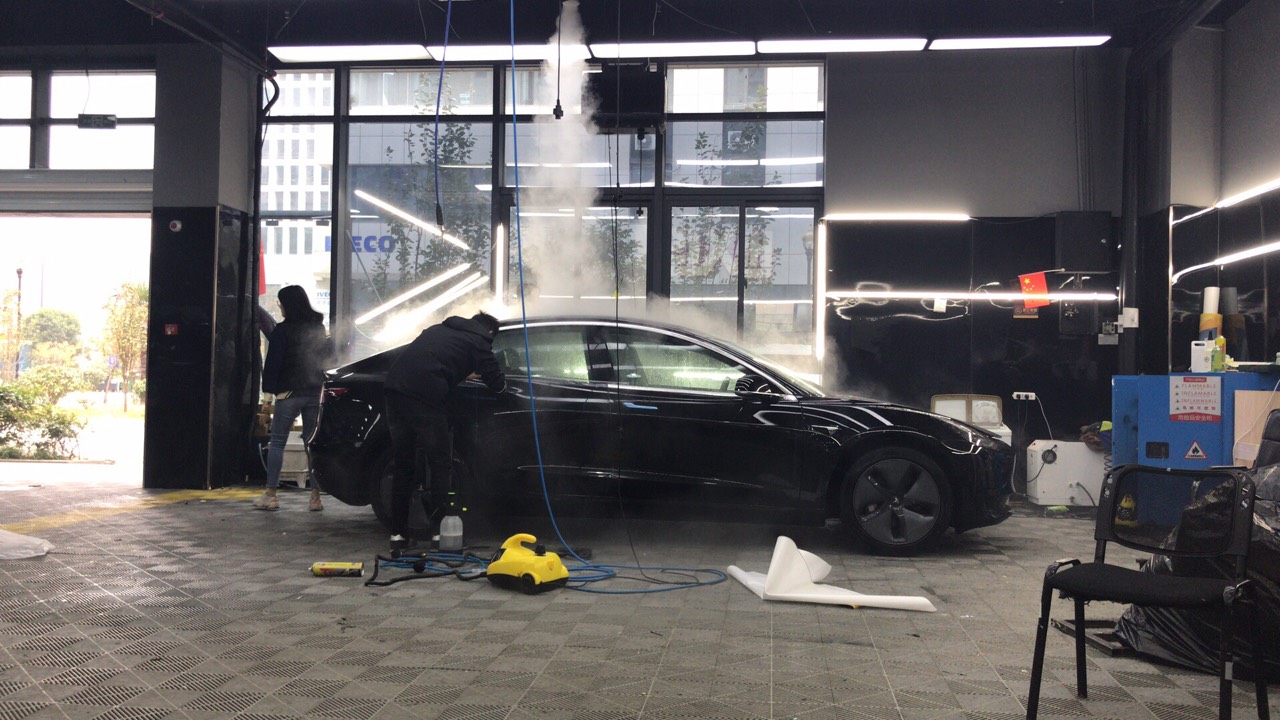 昨天新提的车，今天赶紧做上隐形车衣，想改色的朋友，赶紧来吧!“途享漆面改色、保护”！ - 图片 2