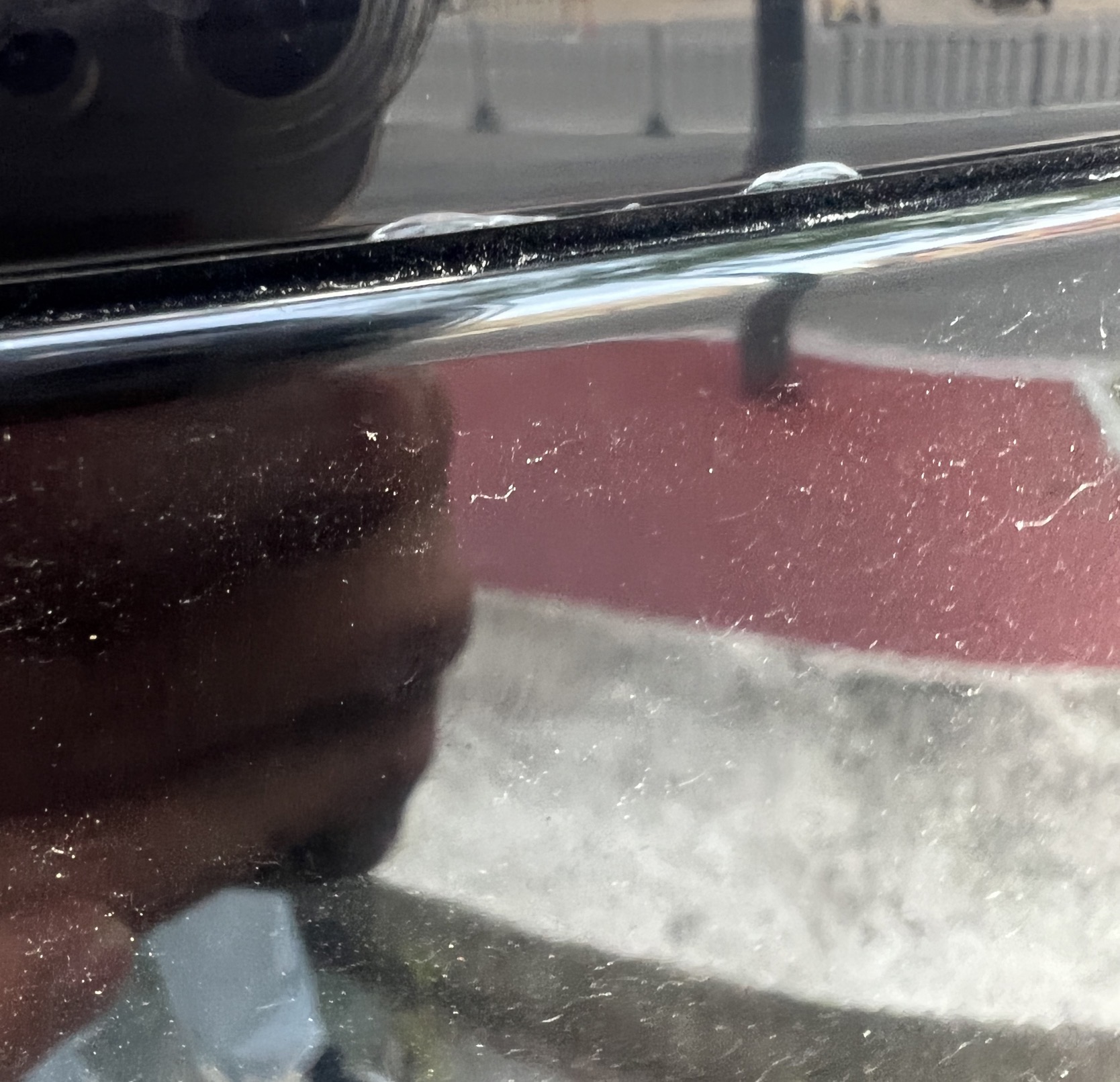 后尾灯自己开裂了哇😂 - 图片 1