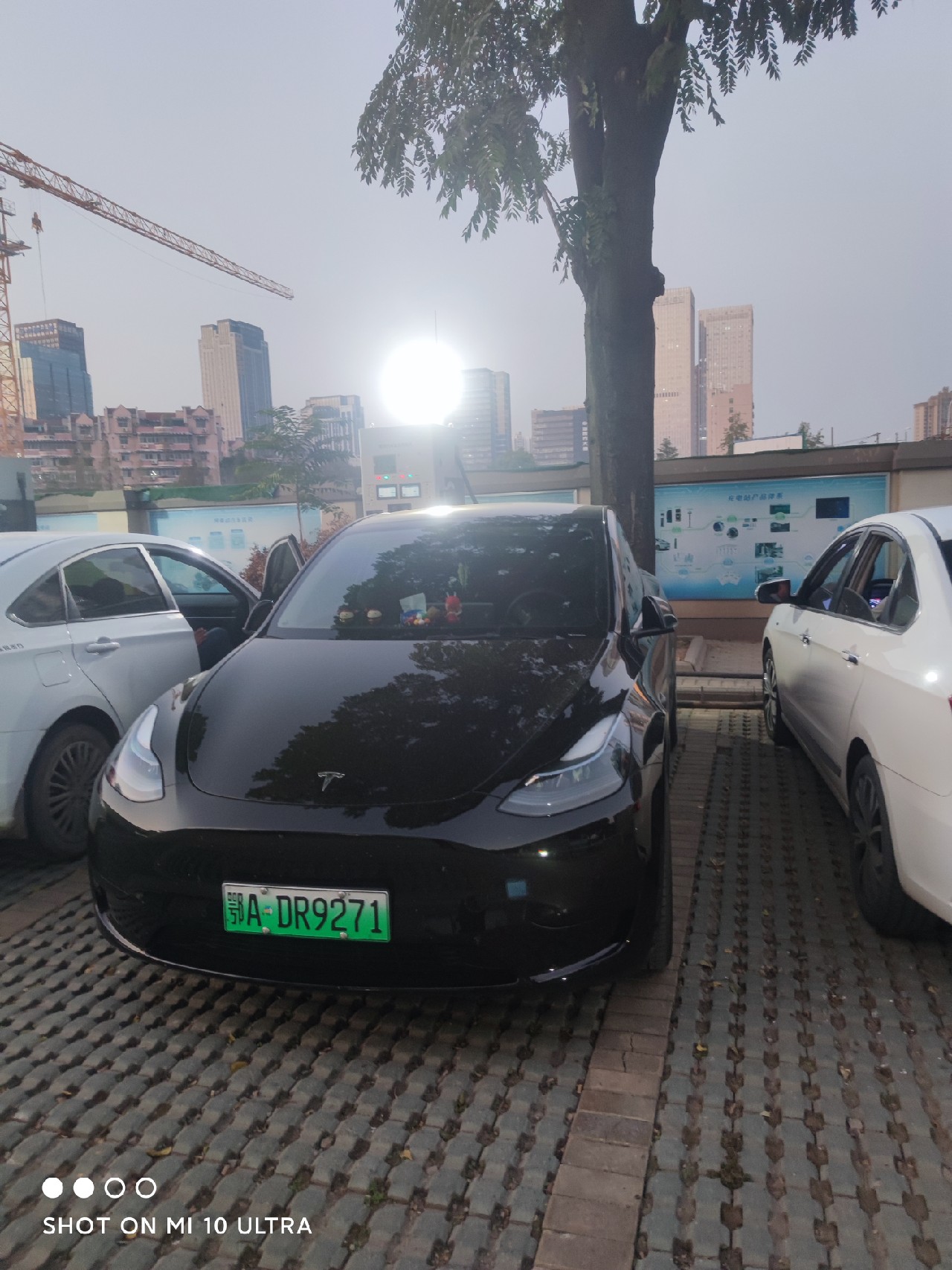 7000公里的车就把人扔路上真是棒@特斯拉 - 图片 6