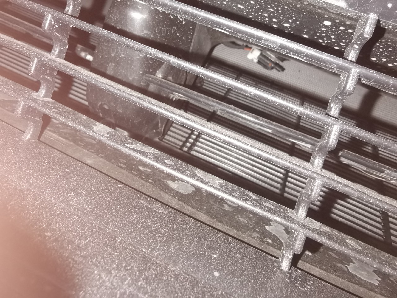 my前进气口出这个线头你们的车有吗 - 图片 1