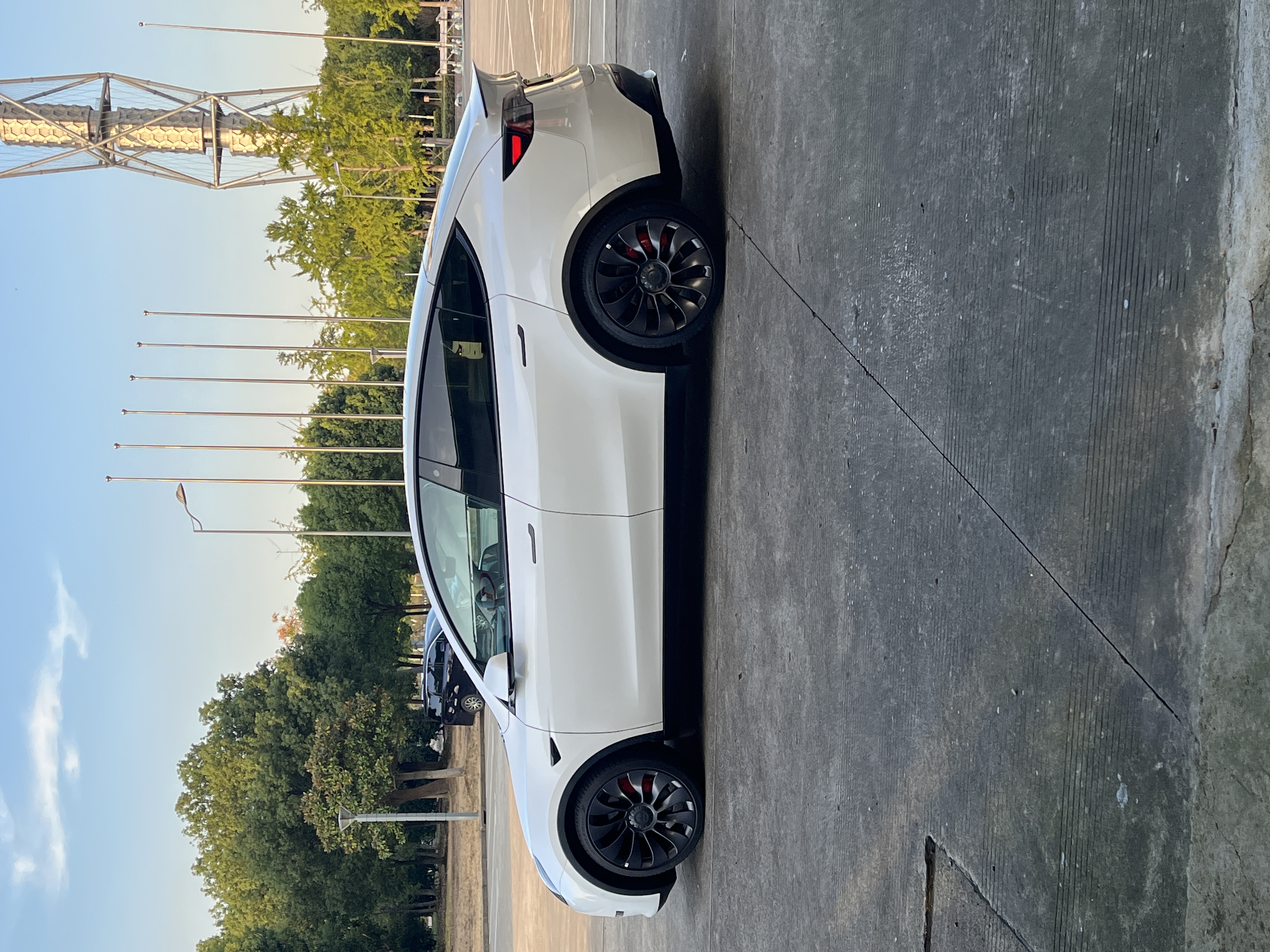 22.09 的车车
5.5W
80%345
今天换两后胎
京东自营 - 图片 1