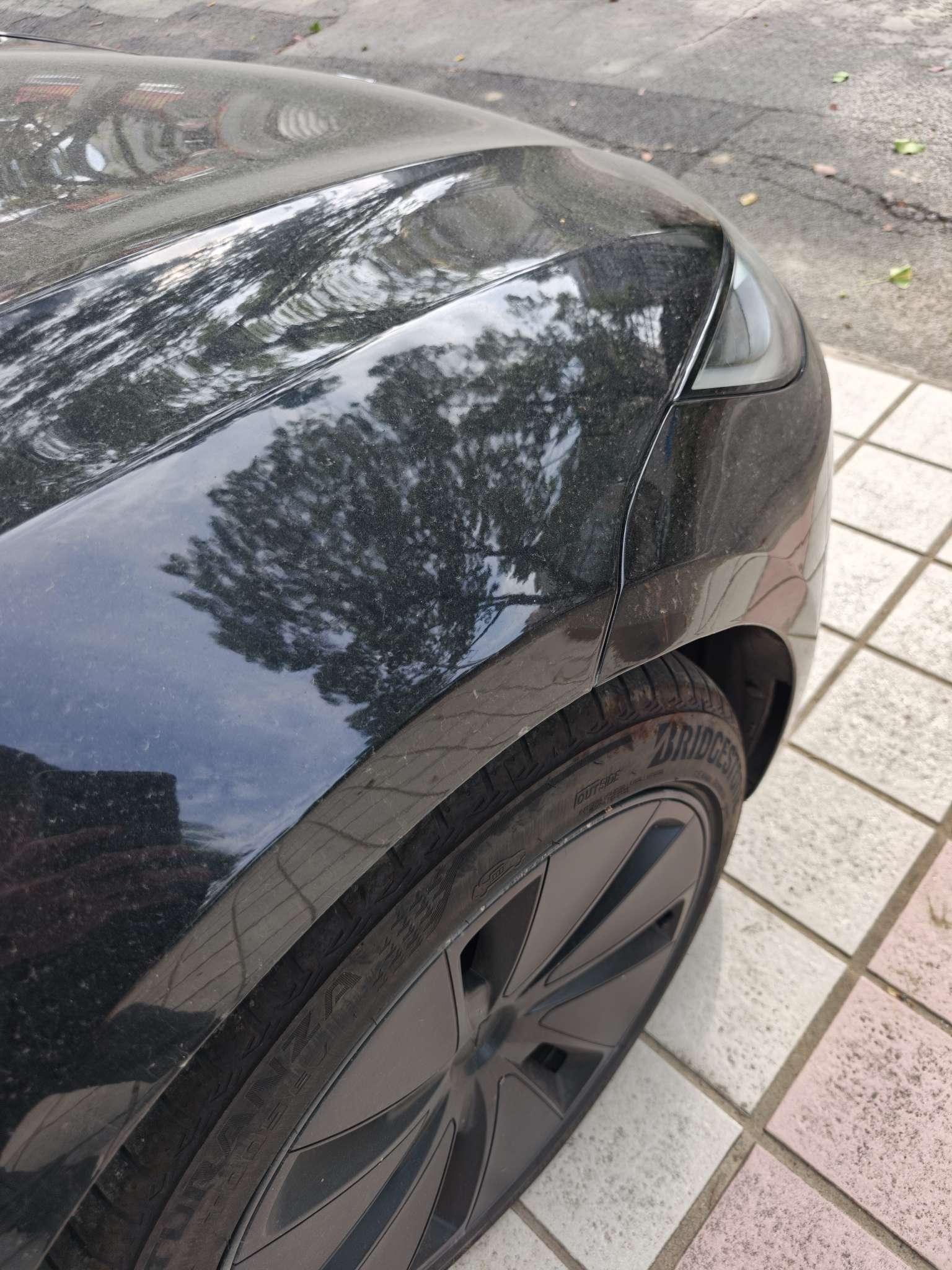 兄弟们帮我看看，右前方板子有点变形，大灯正常，该怎么处理? - 图片 3