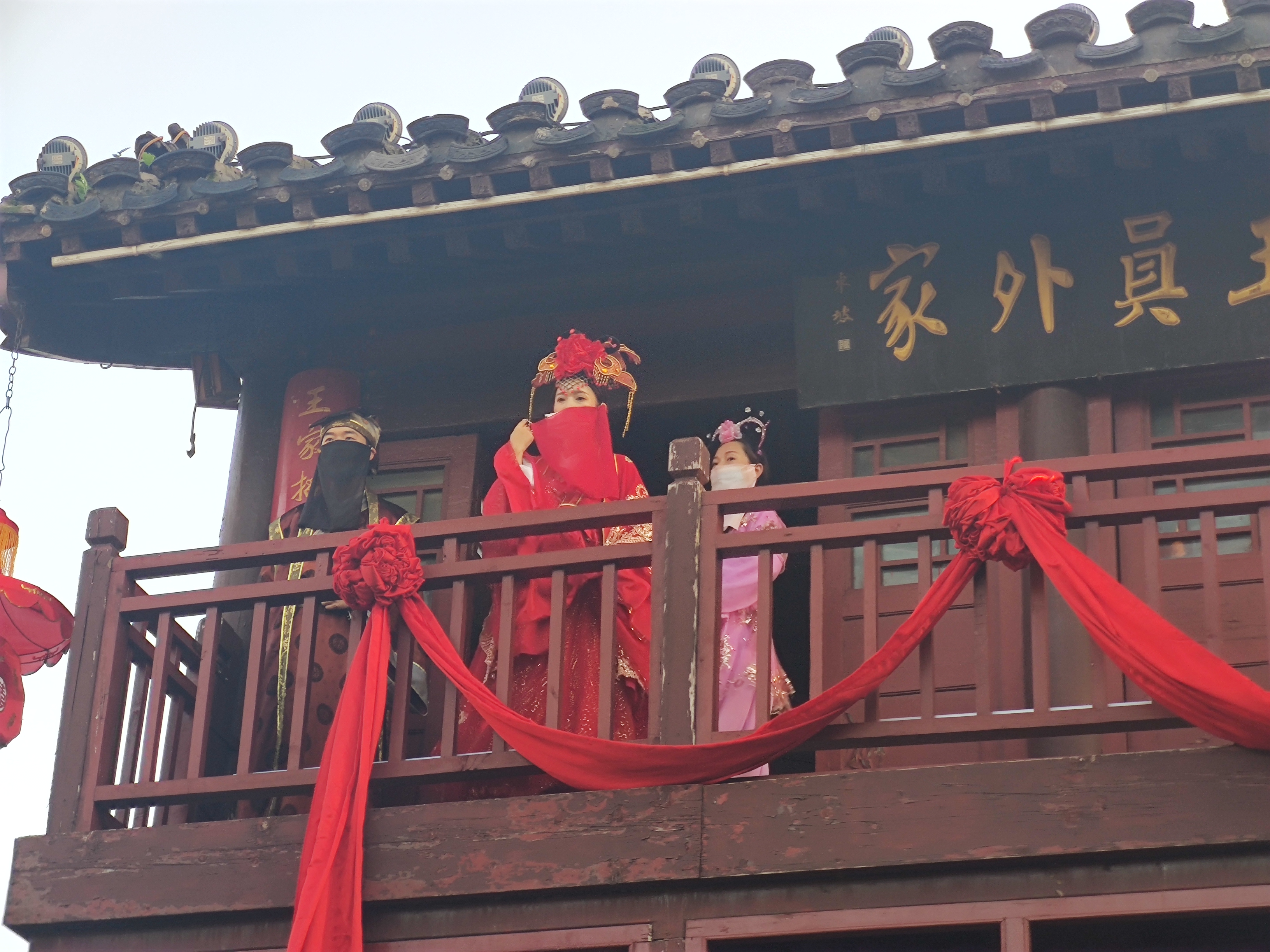 国庆长假第二天，驻马店到开封，打卡清明上河园。还好人不多。晚上的表演值得推荐 - 图片 8