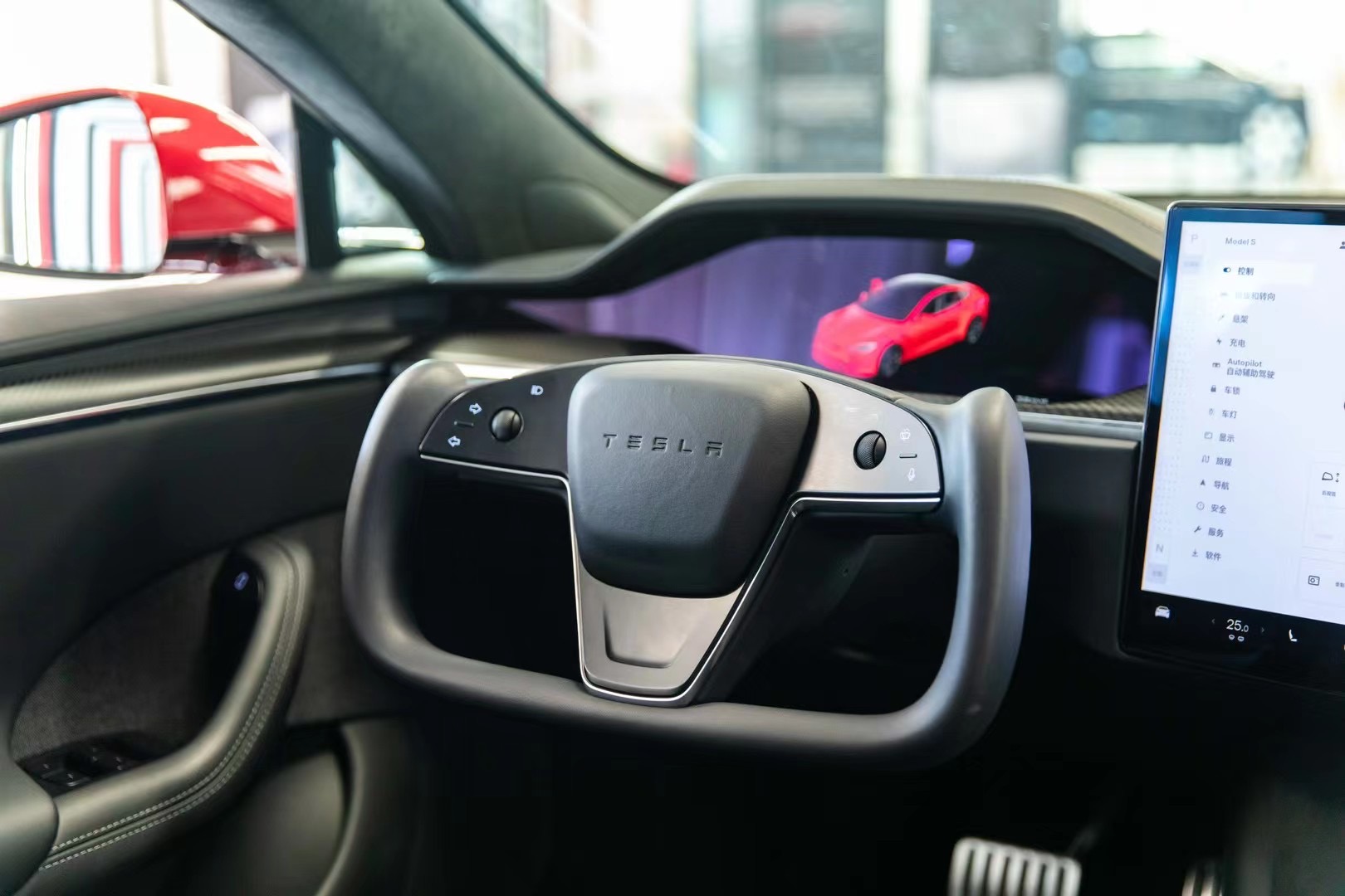 一个大胆的想法，3D扫描原厂YOKE的气囊壳，然后3D打印个气囊壳，不知道哪位新S或X巡展所在城市的车友有这个条件帮忙去扫描一下？济南因为口罩原因取消巡展了，没法去搞了，谢谢大家。

我就是想3D打印 - 图片 1