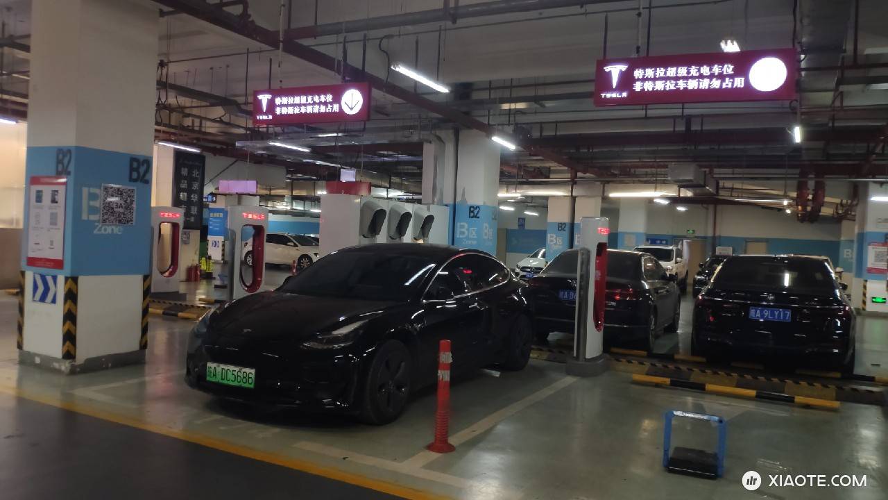 20款标续三元里电池车主集合了。。
现在充90%显示多少?
我的20年6月的lg。现在3.7。充90%326。。 - 图片 1