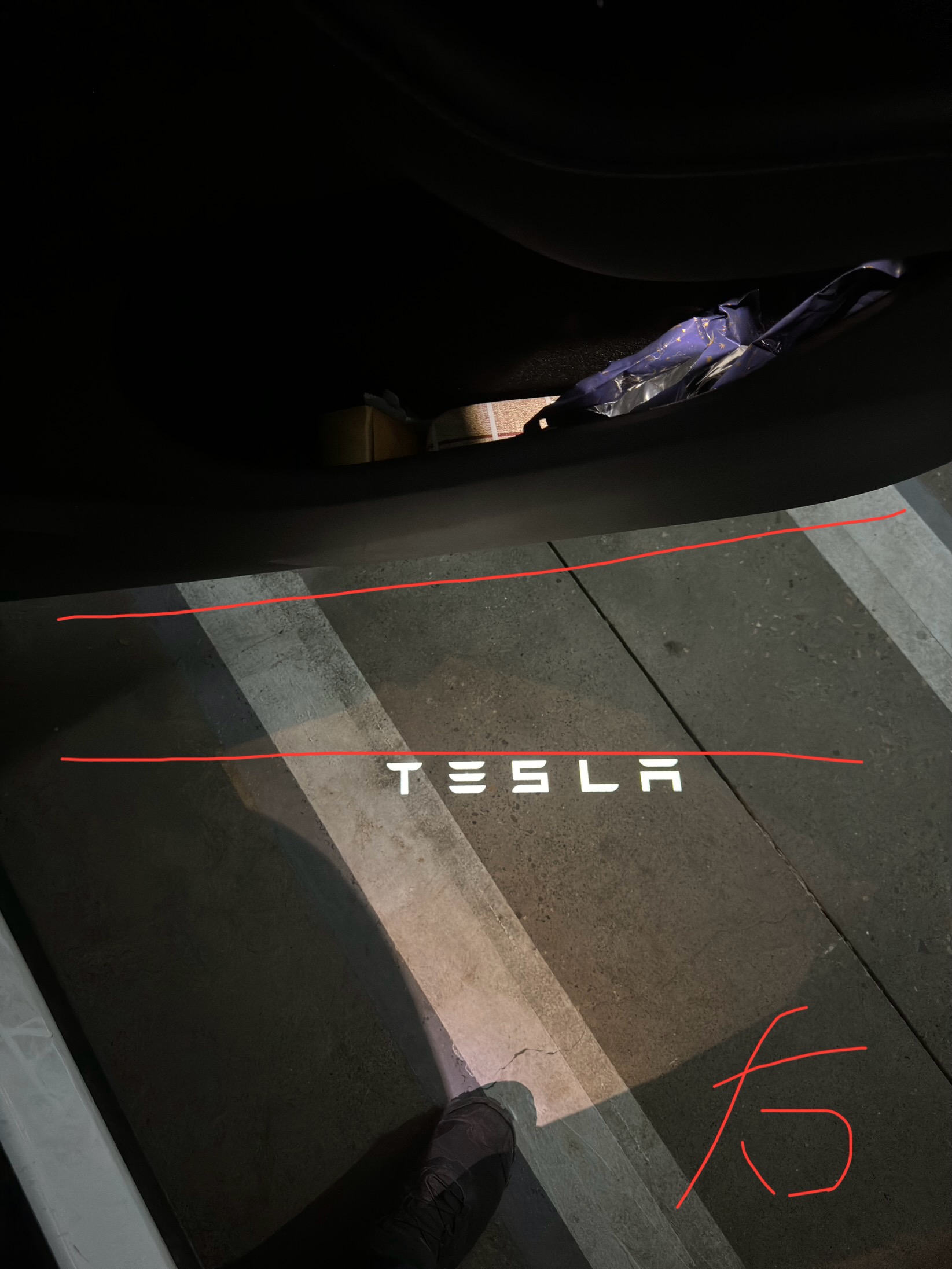 Y的迎宾灯，左右角度不一样，强迫症难受中 - 图片 2