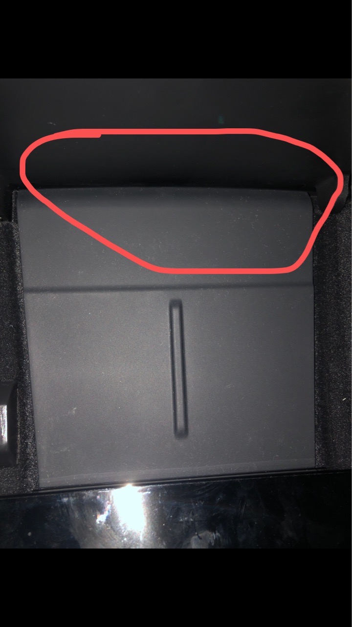 异响总结，，，听了一周 总觉出来这几个地方发出来的异响，， 1无线充电板这里，往下嗯就有异响，颠簸的时候 这里好像也有异响出来 2 安全带高低调节这里，好像不调到最低点 就可以缓解，3开门这边的音响这 - 图片 1