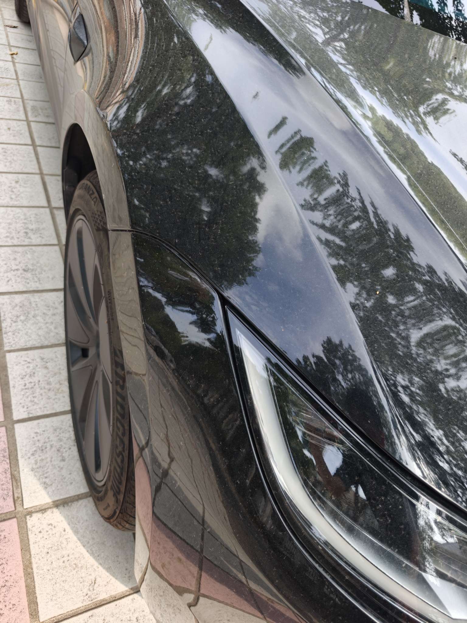 兄弟们帮我看看，右前方板子有点变形，大灯正常，该怎么处理? - 图片 4