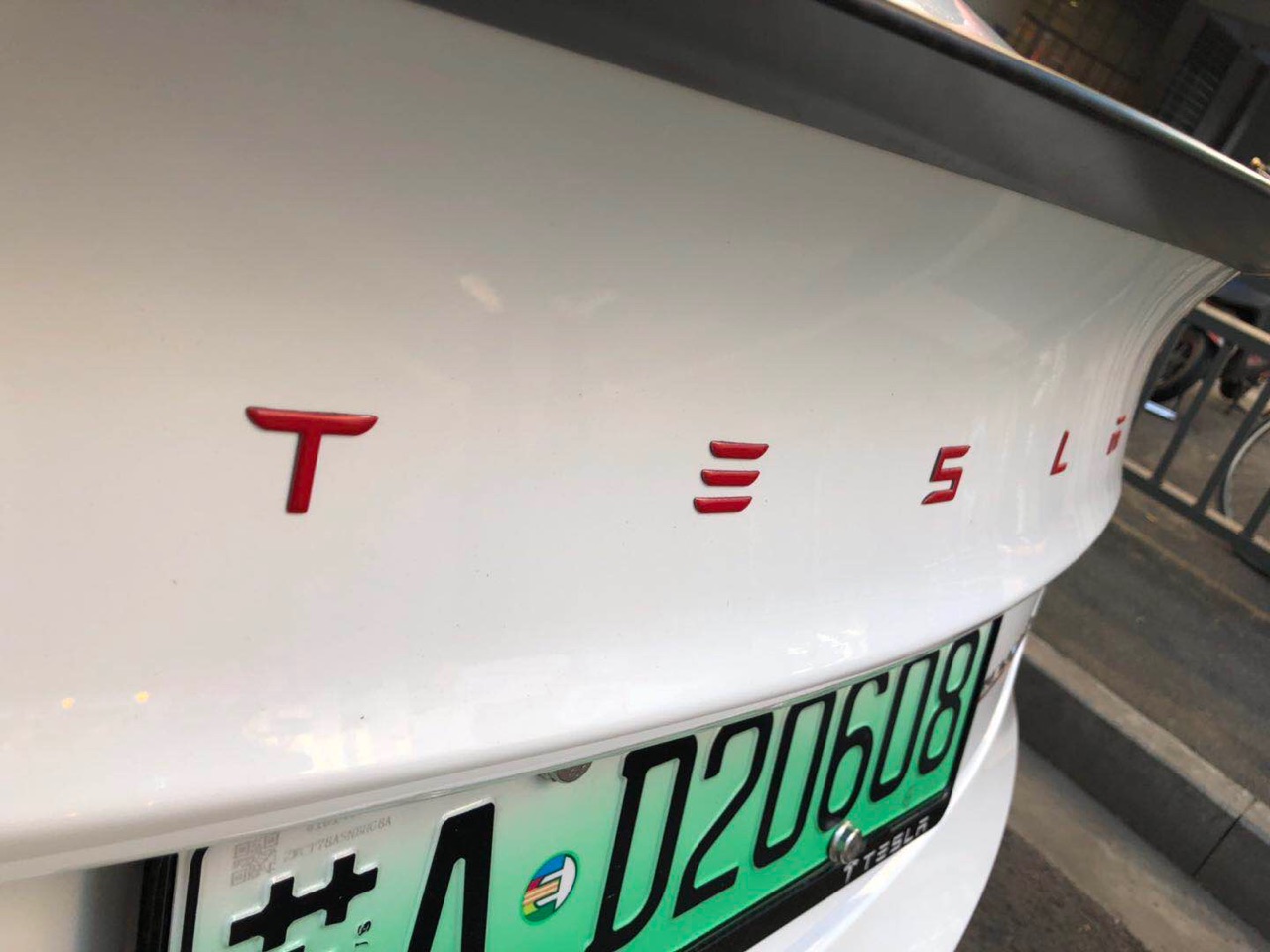 特叔和大家知道哪边有这个东西卖吗？就是车尾后面的字母，淘宝搜了一大老圈没找到 一定要海淘嘛感觉好麻烦想国内买 - 图片 2