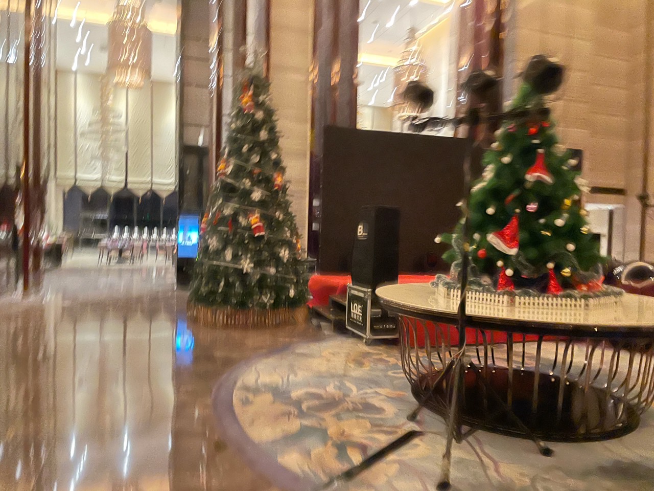 #Tesla#
#成都到崇礼自驾2000km#
广元的超充在万达嘉华地面停车场
今晚这宿一夜呗 💤顺利的小开端👍 - 图片 3