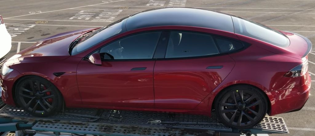 你继续谈判（半矩方向盘）🤣我依旧生产（特斯拉工厂） - 图片 2