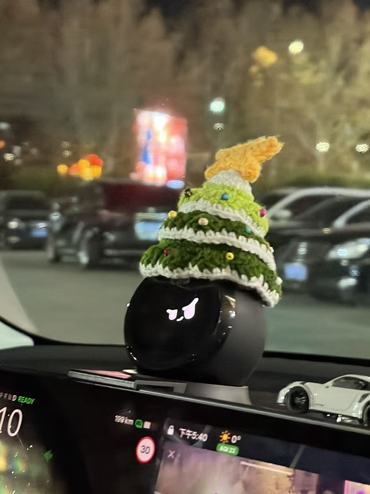 买不起蔚来也可以有nomi！ - 图片 1